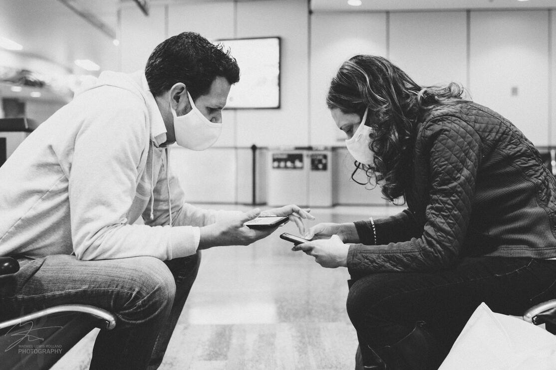 Waiting at the airport to board our plane to Cabo 😷
